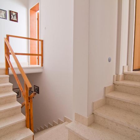 Apartments Donika Komiža Eksteriør billede